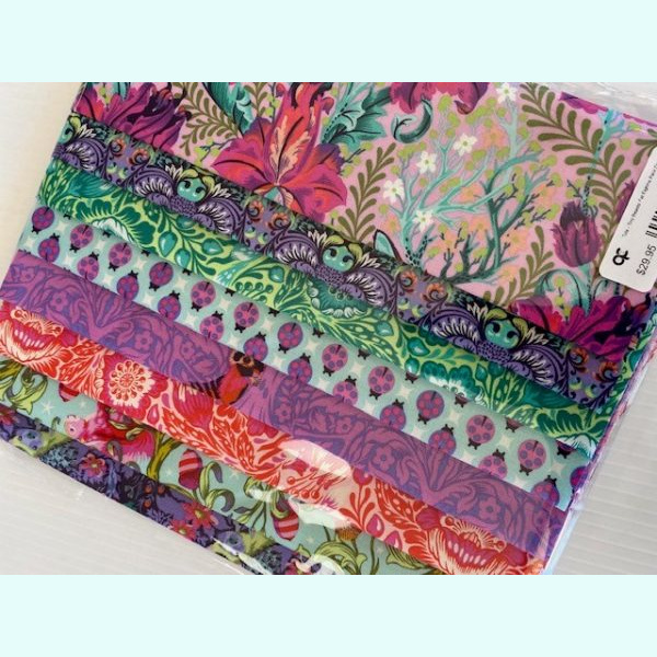 Quilting_fabric_online_patchwork_fabric_shops_garfield_pakenham_warragul_drouin_berwick_melbourne_victoria_australia_fat_eighths_pre-cuts_Tula_Pink_Tiny_Beasts