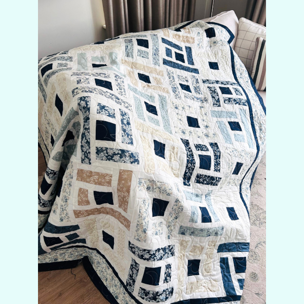 Quilting_patterns_online_patchwork_patterns_shops_garfield_pakenham_warragul_drouin_berwick_melbourne_victoria_australia_Blue_Cascade_Jelly_Roll_Quilt
